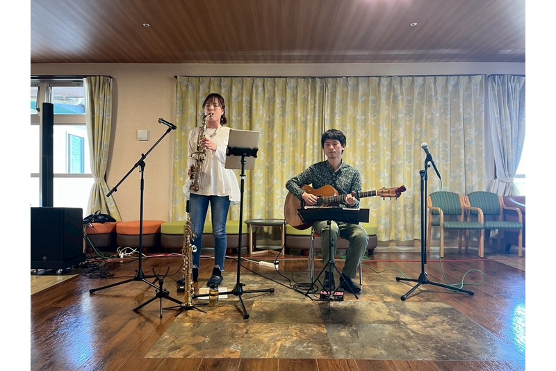 LIVE🎶🎷🎵 LIVE🎶🎷🎵